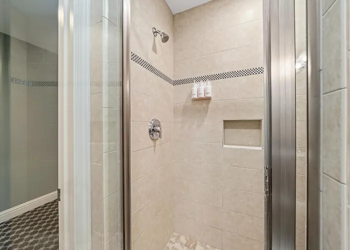 Private Villa: Cambria Pines Lodge